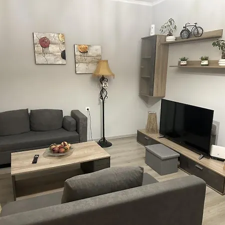 Jennyhouse *