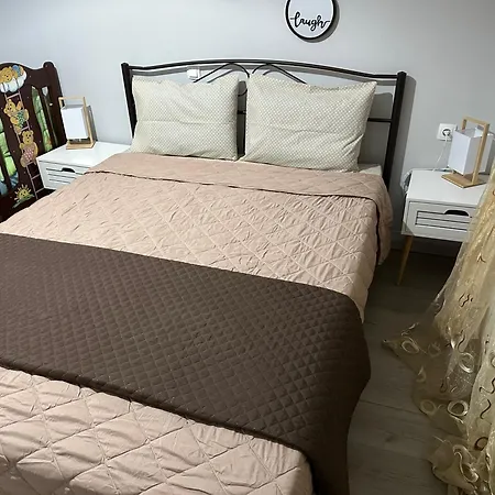 Jennyhouse דירה Dráma