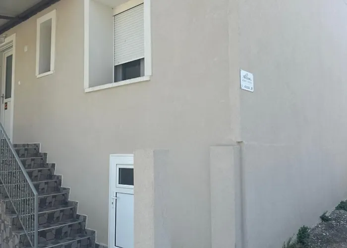 Jennyhouse Apartament *